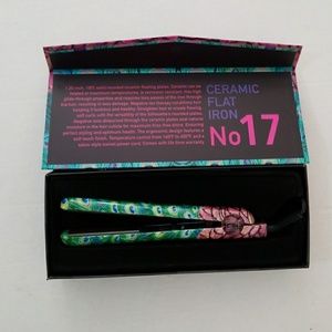 Beyond the Beauty Ceramic Flat Iron